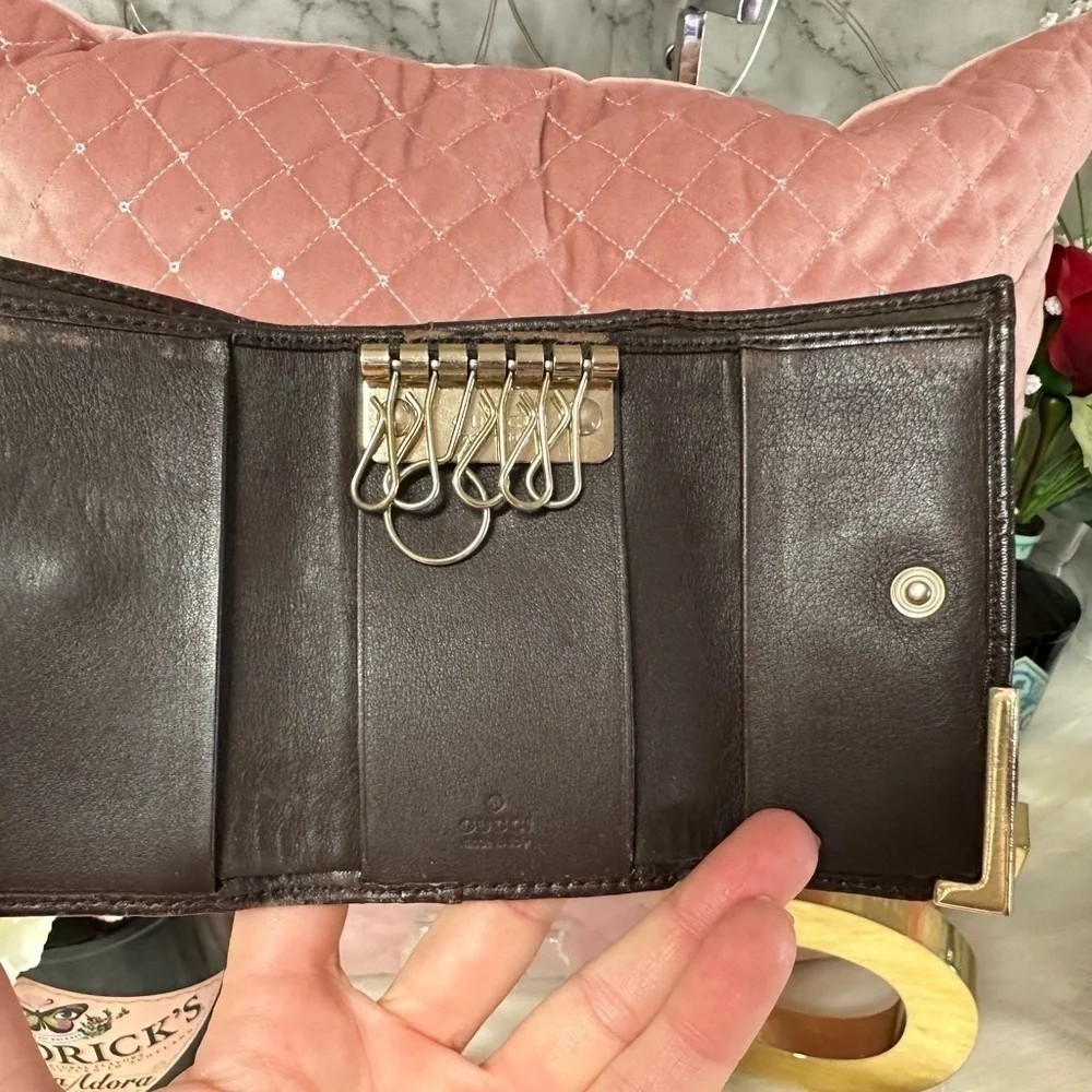 AUTHENTIC GUCCI SHIMA GG LOGO BROWN LEATHER 6 RING KEYCASE TRIFOLD WALLET - Picture 8 of 15